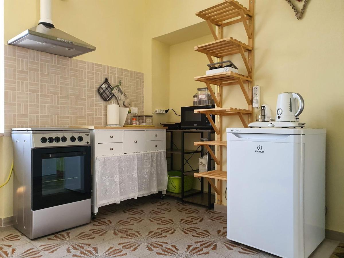 Casa Soggiorno Il Quetzales فالينزا المظهر الخارجي الصورة