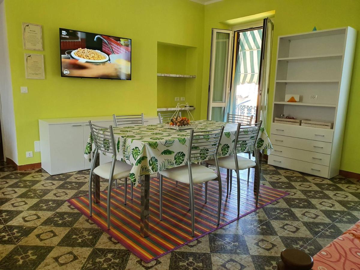 Casa Soggiorno Il Quetzales فالينزا المظهر الخارجي الصورة