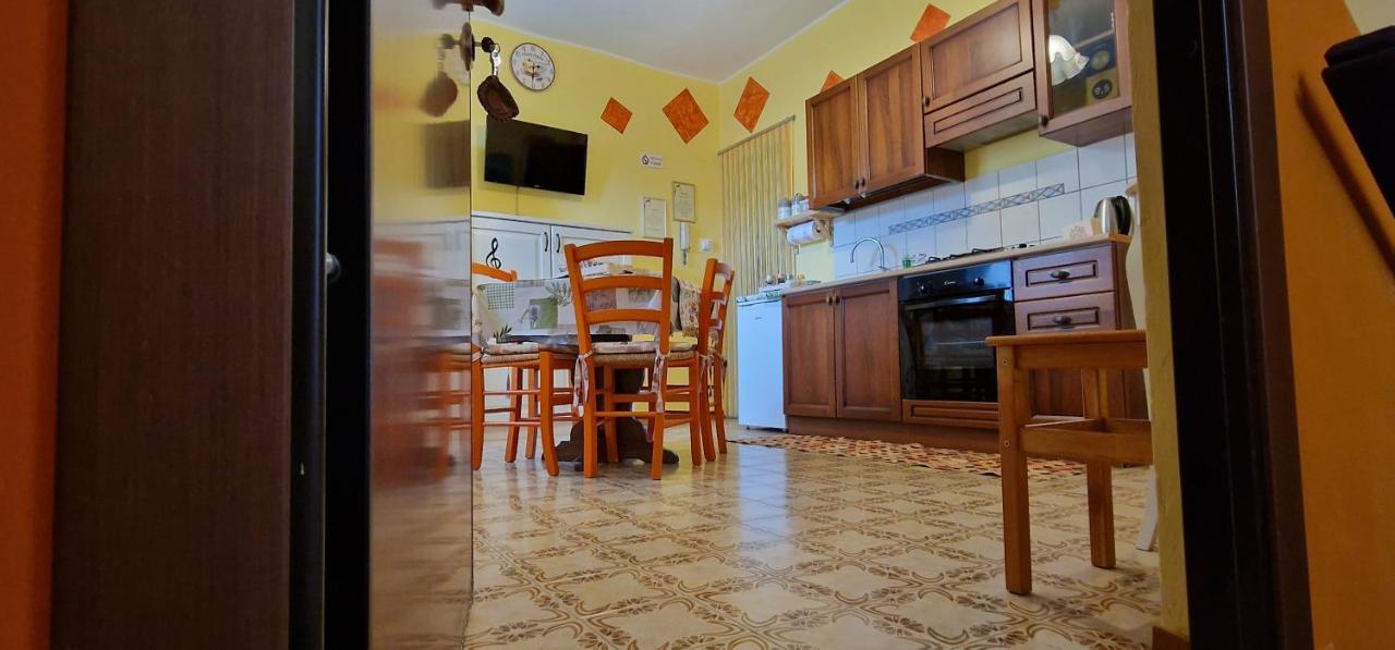 Casa Soggiorno Il Quetzales فالينزا المظهر الخارجي الصورة