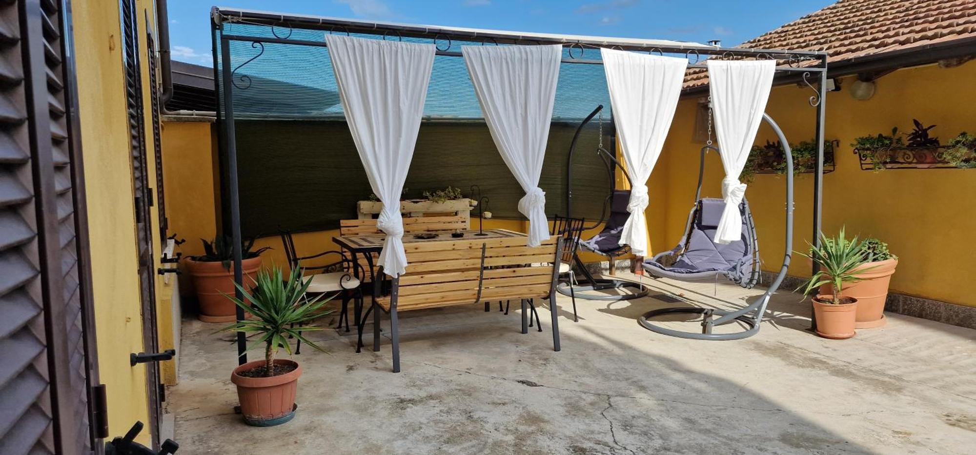 Casa Soggiorno Il Quetzales فالينزا المظهر الخارجي الصورة