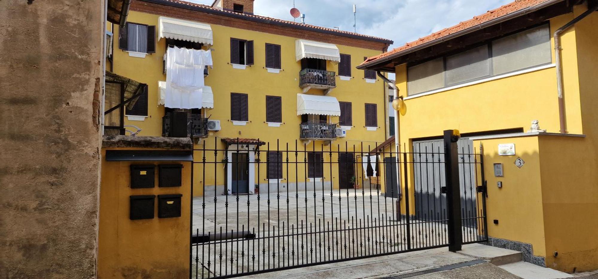 Casa Soggiorno Il Quetzales فالينزا المظهر الخارجي الصورة